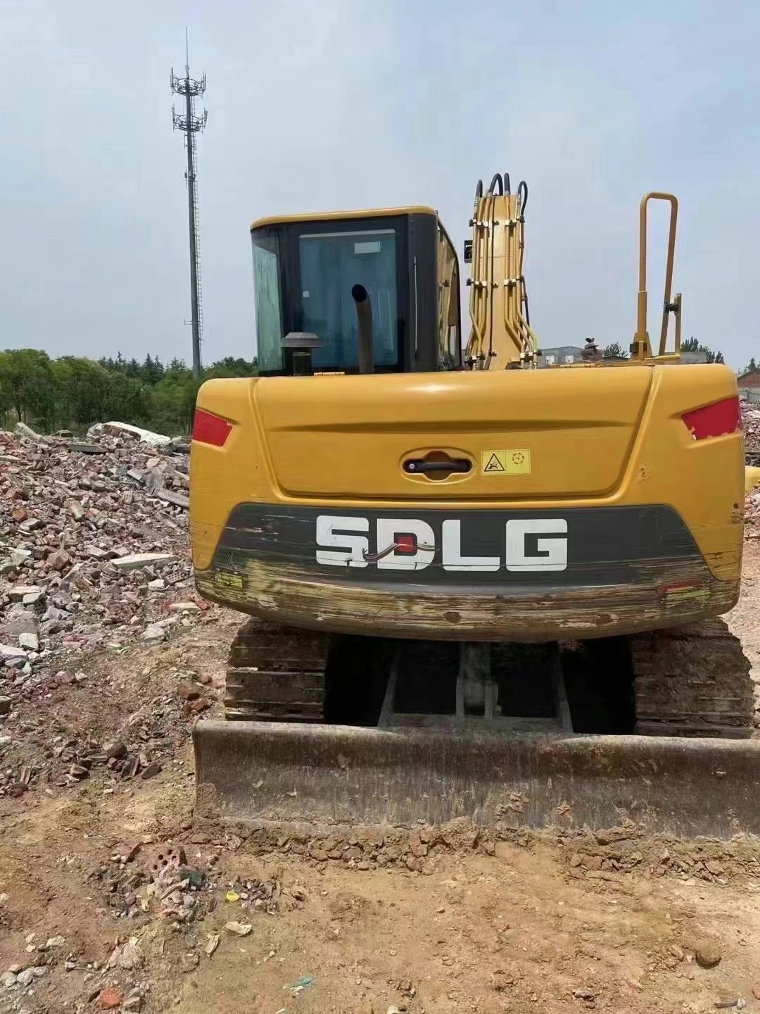 SDLG75