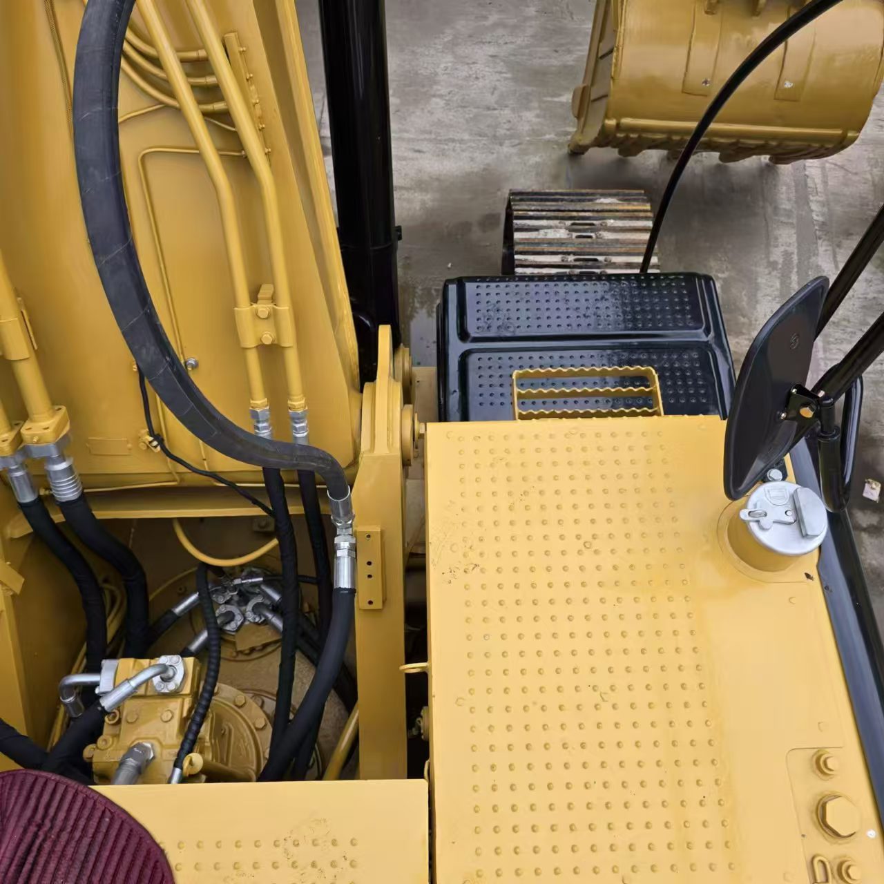 Caterpillar 330