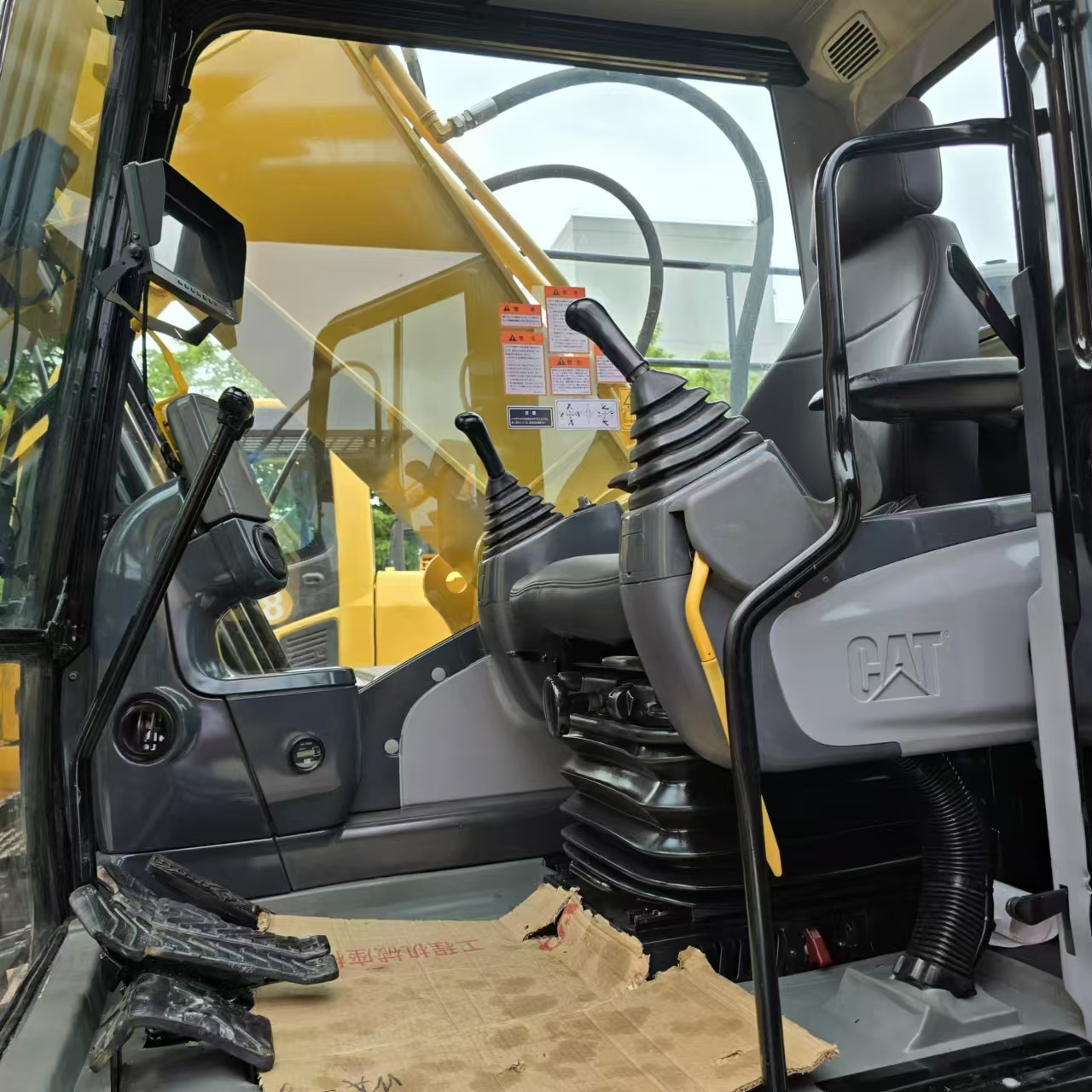 Caterpillar 330