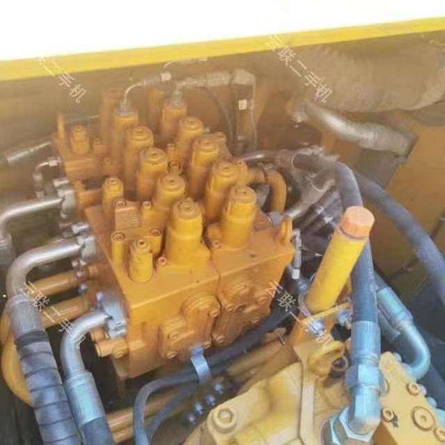 SANY 215