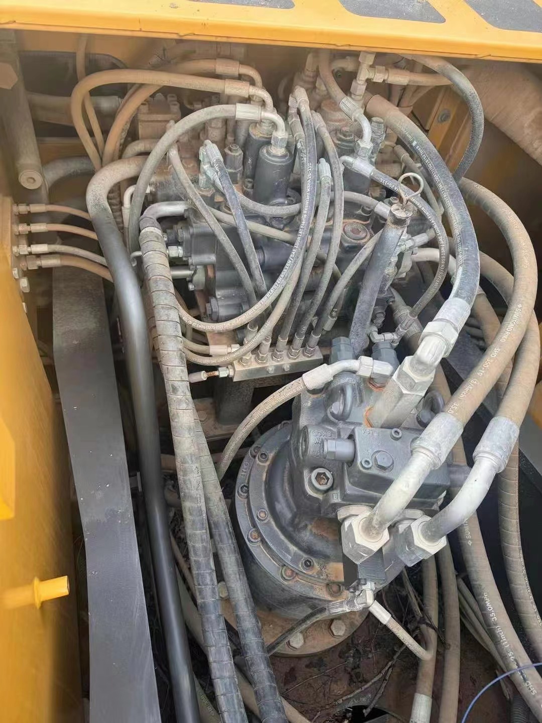 SDLG 225