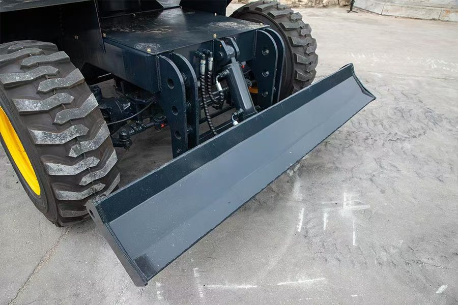 WHEELED EXCAVATOR