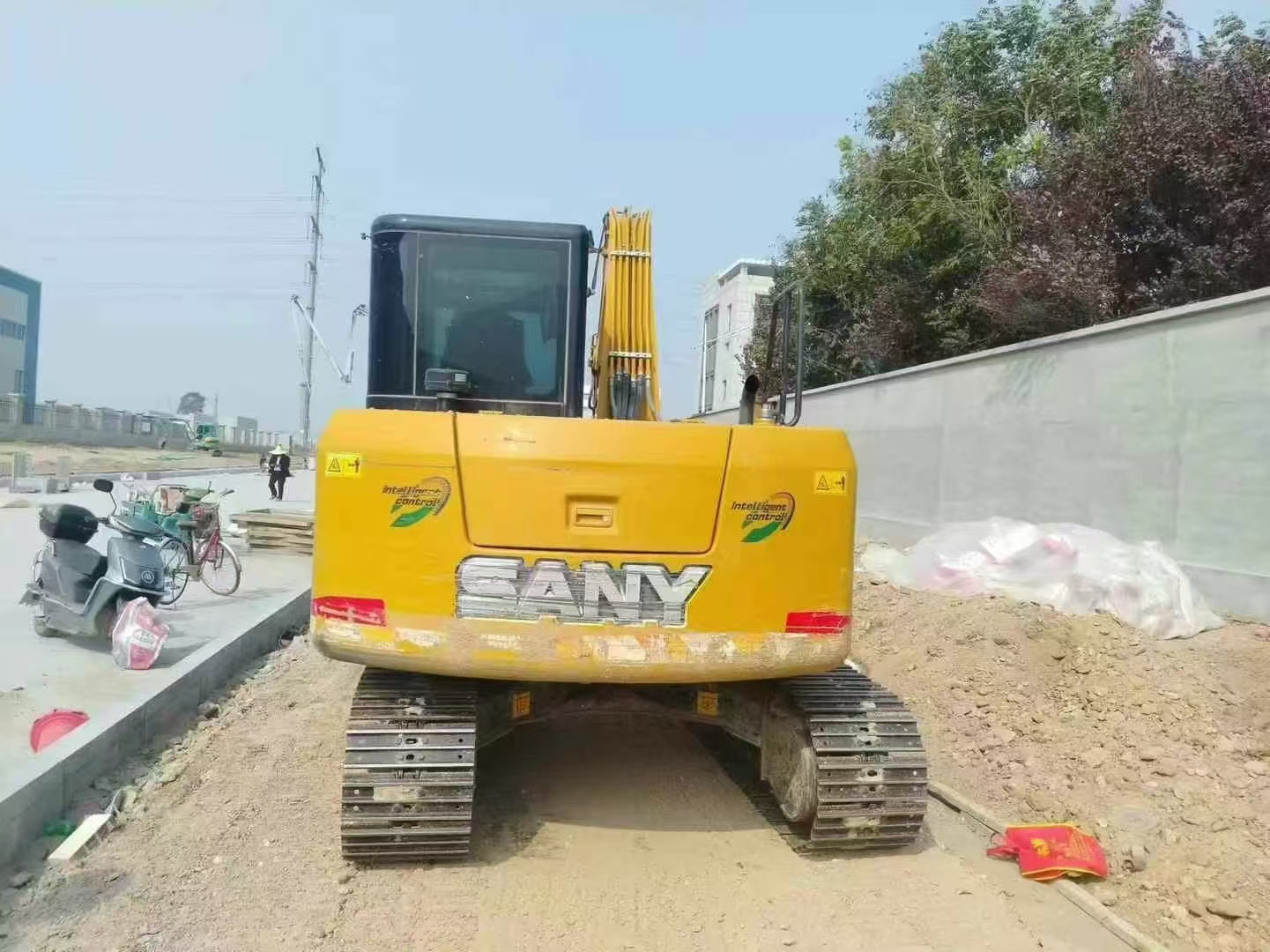 SANY75